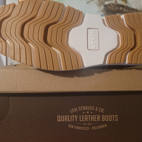 Men's boots - Picture 2 of 4